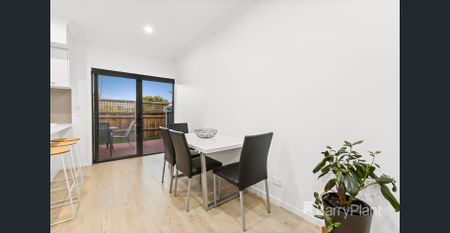 Modern and easy to maintain! - Photo 3