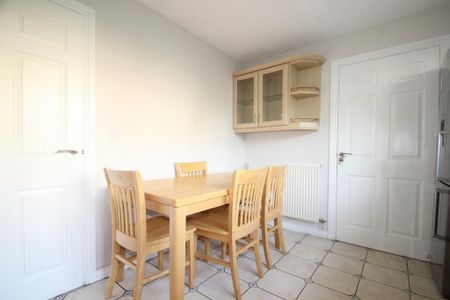 4 bedroom detached house to rent - Photo 5