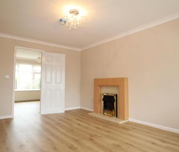 3 bedroom detached house to rent - Photo 2