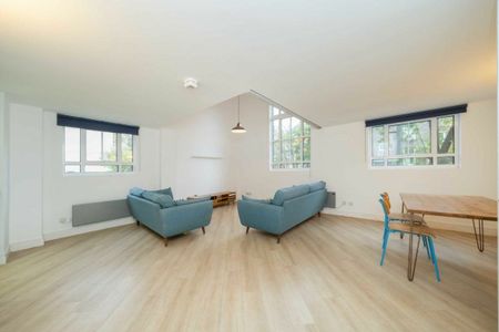 Manor Gardens, Islington, N7 - Photo 2