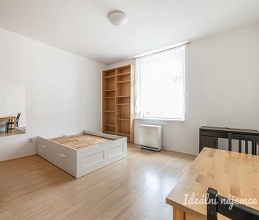 Pronájem bytu 1+kk 32 m² - Fotografie 1