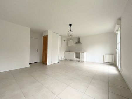 Location Appartement 2 pièces 43m² - Photo 4