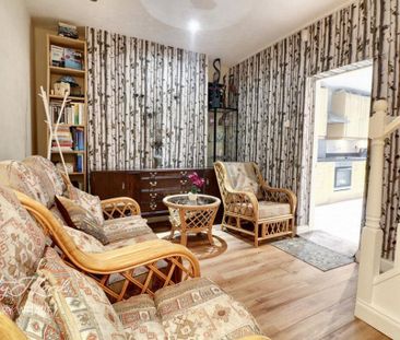 3 bedroom terraced house to rent - Photo 2