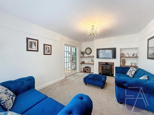 3 bedroom semi-detached house to rent - Photo 1