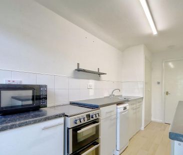 1 bedroom semi-detached bungalow to rent - Photo 1