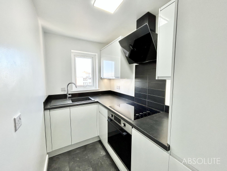 1 bed apartment to rent in St. Lukes Road South, Torquay, TQ2 - Photo 4