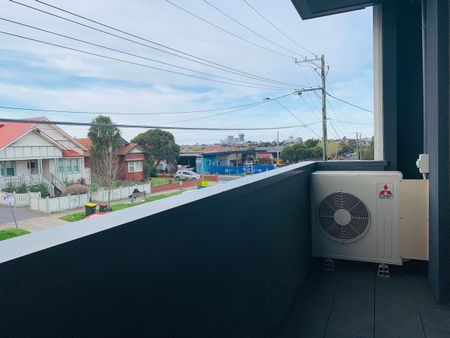 1.08/1 Langs Road, Ascot Vale, VIC 3032 - Photo 3