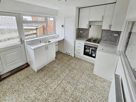 2 Bedroom Apartment to Rent in Hillary Road, Rushden, Northants, NN10 - Photo 5