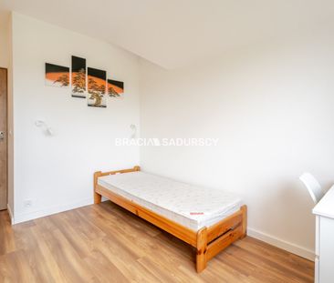 3 pok. | balkon | parking | ul. Dębskiego | SKM - Photo 5