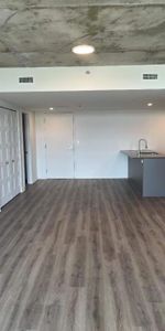 2 CH - 1 SDB - Terrebonne - $2,055 /mo - Photo 4