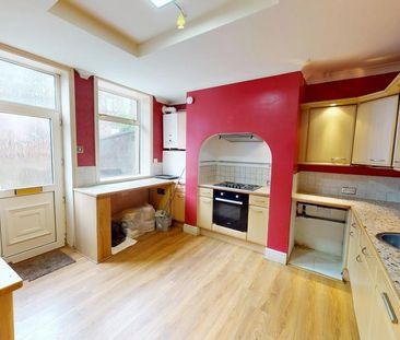4 bedroom terraced house to rent - Photo 4