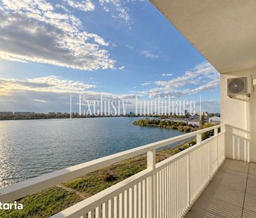 Vedere Frontala Lac -PRIMA INCHIRIERE- Apartament cu 2 Locuri Parcare - Fotografie 3
