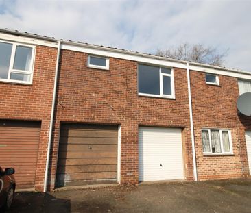 Winslow Close, Winyates - Photo 5