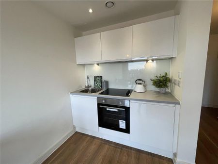 Studio to rent - Photo 4