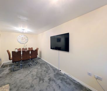 4 bedroom terraced house to rent - Photo 6