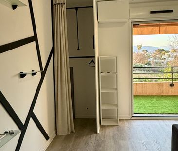 STUDIO FABRON MEUBLE / 26m2 + terrasse profonde 16m2 - Photo 1