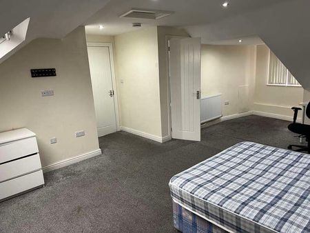 Lenton: Bedroom Ensuite Student House- Derby Grove, All Bills Incl, NG7 - Photo 2