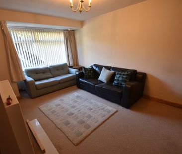Overdale Swinton Manchester Greater Manchester - Photo 2