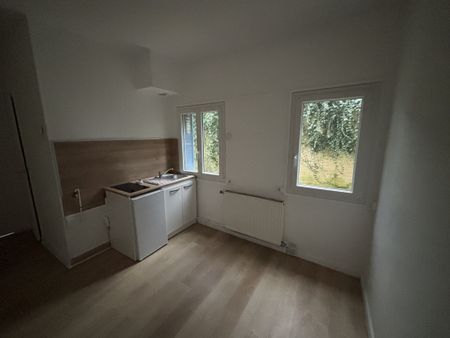 APPARTEMENT T2 NON MEUBLÉ - PROCHE TOUTES COMMODITÉS - Photo 2