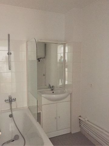 Location Appartement 2 pièces 41m² - Photo 4