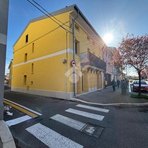 Trilocale in affitto - Photo 2
