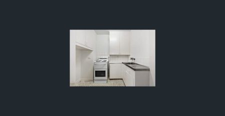 Tranquil Ground-Floor Living in the Heart of South Yarra - Photo 3