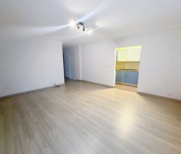 Gezellig appartement nabij centrum Dilbeek. (1e verdieping - lift a... - Photo 1