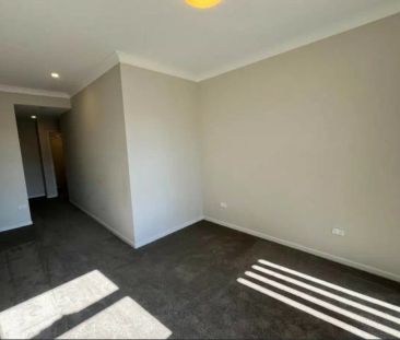 “Magnificent Views and Modern Living in Penrith” - Photo 6