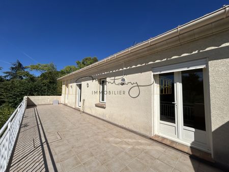 NÎMES – SECTEUR TERRES DE ROUVIÈRE / ROUTE D’UZÈS – MAISON A LOUER P4 134 M² AVEC JARDIN - Photo 5
