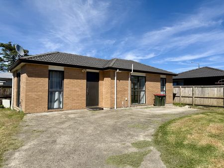 200A Buckland Road, Mangere East, Auckland - Photo 2