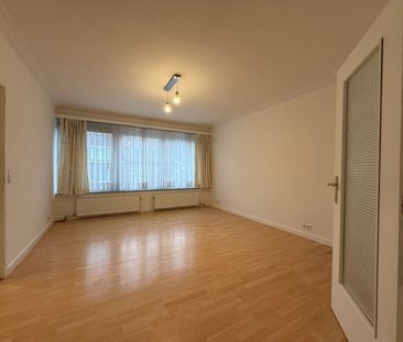 Appartement met twee slaapkamers in het hart van Drogenbos - Photo 2