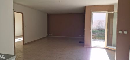 Villa de plain-pied en lotissement au calme. - Photo 3