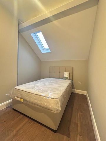Room 3, 34 Woodvale Avenue, Belfast, BT13 3EW - Photo 2