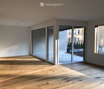 Moderne Wohnung mit grossem Garten in Büron - Foto 1