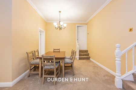 Manor Road, Loughton - Photo 4