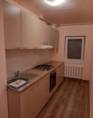 Garsoniera zona Eroii Revolutiei - Fotografie 3