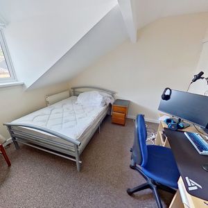 17 Harrow Road Selly Oak - Photo 2