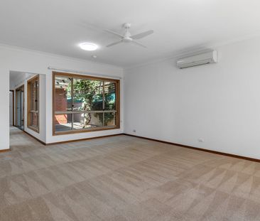 Over 55s living: Perfectly positioned 3-bed retirement unit - Photo 1