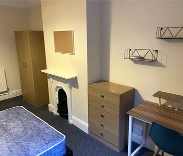 3 Woodthorpe Terrace, Huddersfield, HD1 - Photo 4