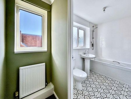 3 bed upper flat to rent in NE22 - Photo 5