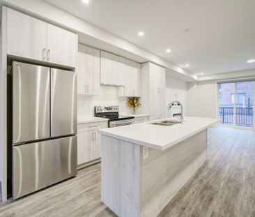 For Lease - 6 Victor Metcalf Lane, Richmond Hill, Ontario - Photo 5