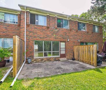 For Lease - 2012 Sheppard Avenue Unit# TH102, Toronto, Ontario - Photo 6