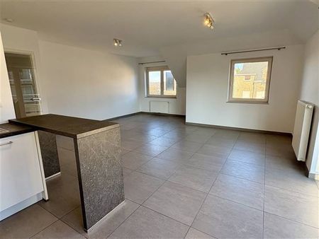 Appartement te huur - Foto 2