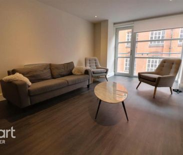 2 bedroom flat to rent - Photo 1