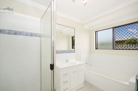 9 Panama Court, Burdell - Photo 3