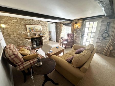 3 bedroom detached house to rent - Photo 2