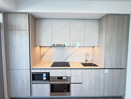 For Lease - 8 Interchange Way Unit# 2306, Vaughan, Ontario - Photo 5