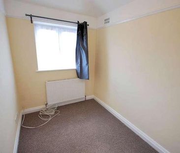 Oakington Manor Drive, Wembley, Middlesex, HA9 - Photo 5