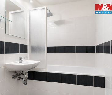 Pronájem bytu 2+1 57 m² - Fotografie 6