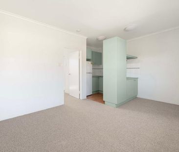 19/110-112 Fergus Road - Photo 1